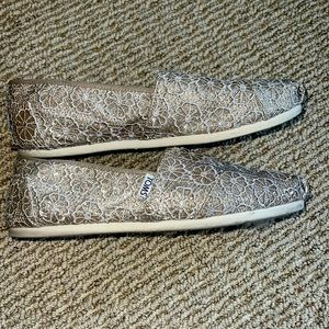 ✨Glittery TOMS Size W 8.5